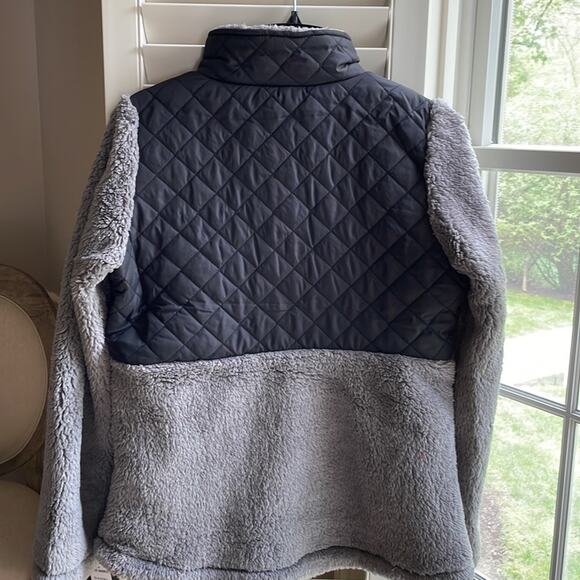 Steve Madden Women's Black Grey Quilted Fleece Snap-Up  Jacket  NWT Medium - Picture 10 of 10